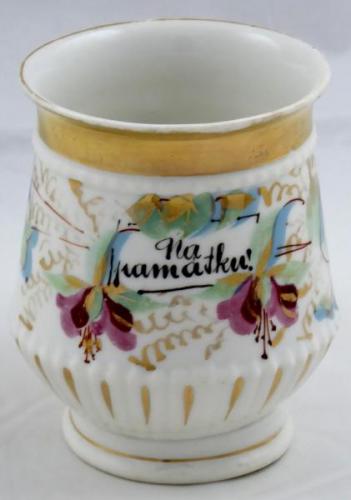 Mug with inscription as a souvenir