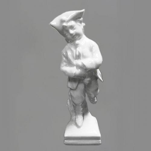 Porcelain Figurine - porcelain - 1920