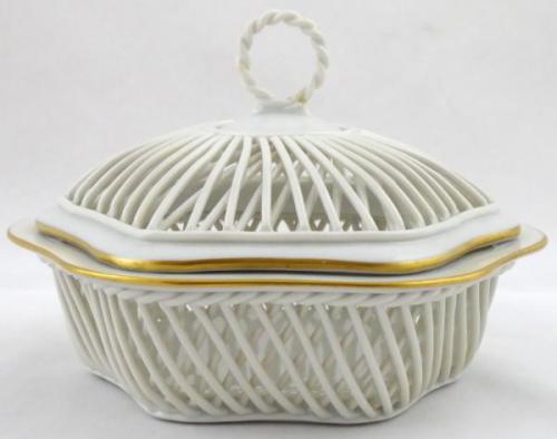Dish - porcelain - 1930
