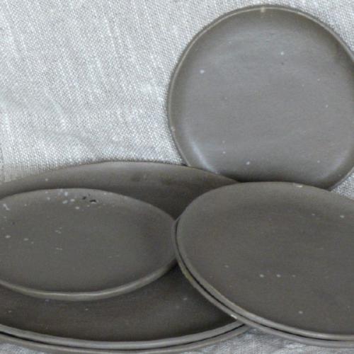 basalt gray dessert plate, Monika Wyrwol, diameter 22 cm