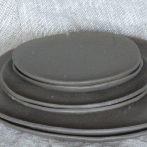 Couvert plate basalt gray, Monika Wyrwol, diameter 16 cm