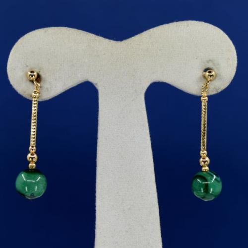 Gold earrings with malachite