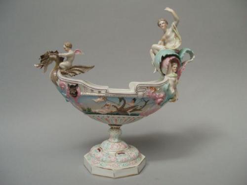 Decorative Bowl - white porcelain - Plauen - 1920